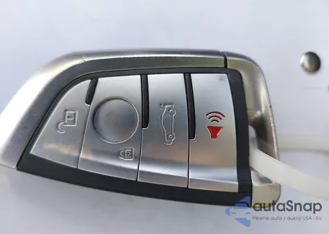 2016 BMW 320I from USA, damaged, VIN WBA8A9C57GK618763